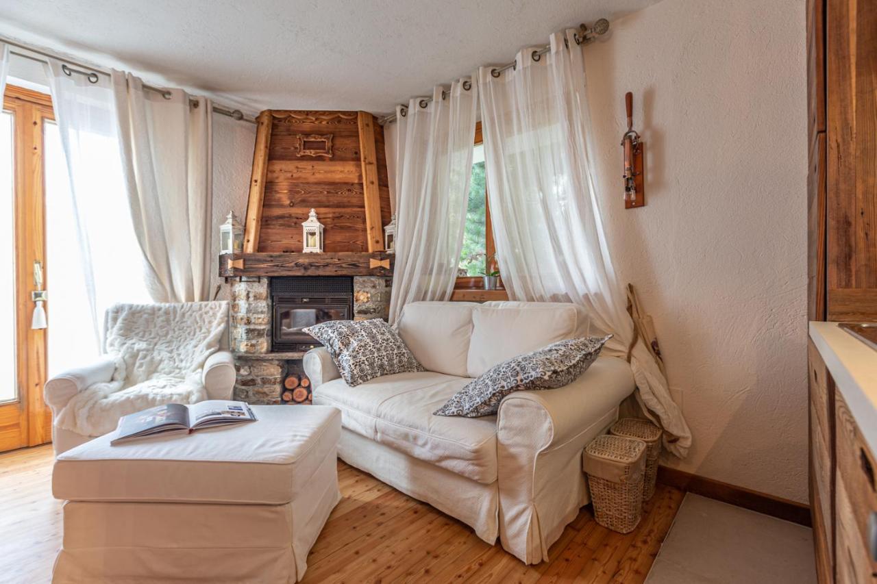 L'Atelier Du Temps - Le Petit Refuge Appartement 科涅 外观 照片