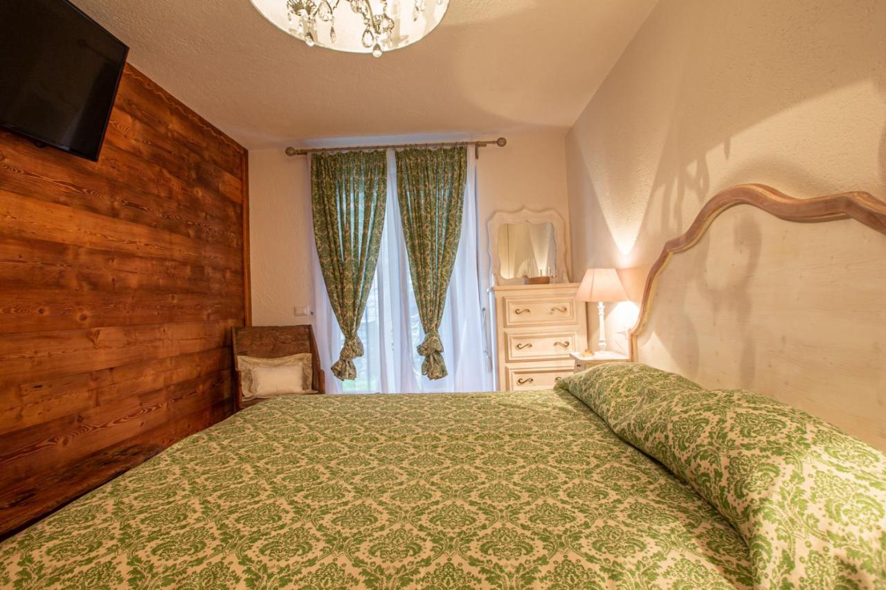 L'Atelier Du Temps - Le Petit Refuge Appartement 科涅 外观 照片